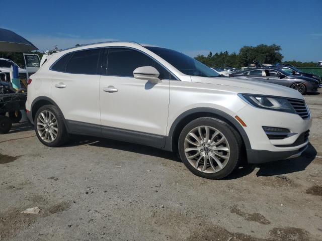 5LMCJ3C97HUL34979 - 2017 LINCOLN MKC RESERVE Beyaz fotoğraf 4