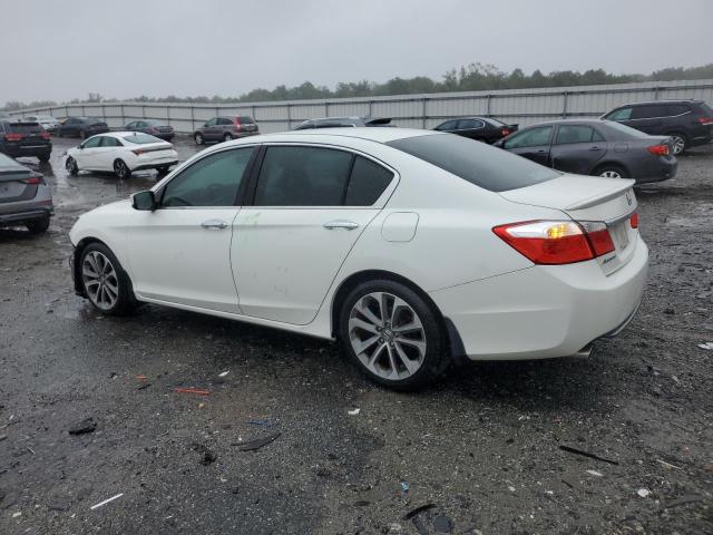 1HGCR2F59EA047290 - 2014 HONDA ACCORD SPORT WHITE photo 2