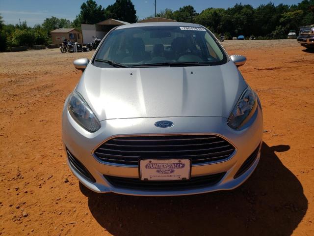 3FADP4BJ2KM115506 - 2019 FORD FIESTA SE Күміс фото 5