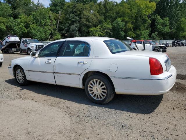 1LNHM81W74Y632781 - 2004 LINCOLN TOWN CAR EXECUTIVE 白色 照片 2