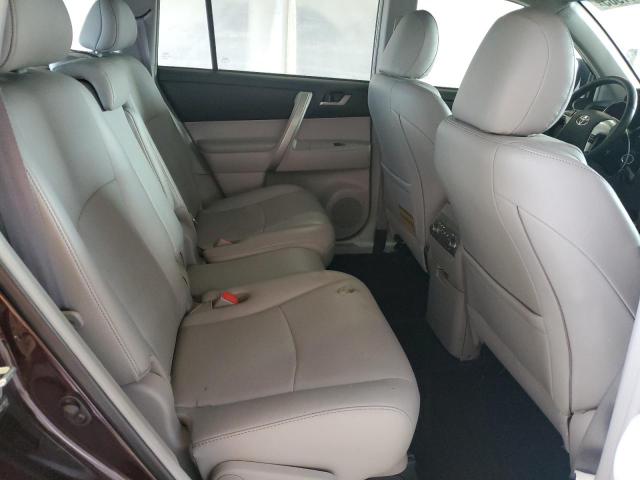 5TDZK3EH4DS118850 - 2013 TOYOTA HIGHLANDER BASE Շագանակագույն լուսանկար 11