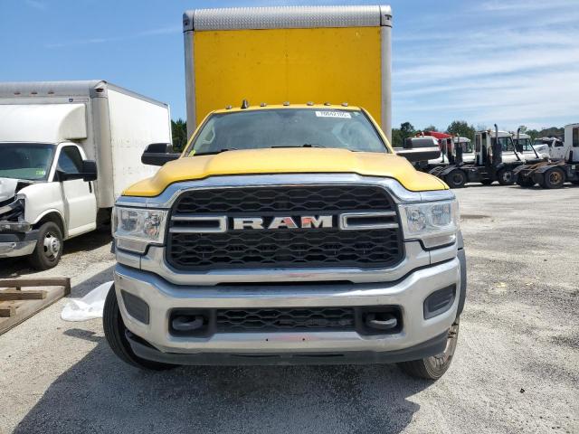 3C7WRMDJ7LG307257 - 2020 RAM 5500 黄色 照片 5