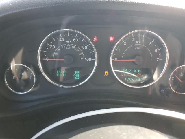 1J4HA3H16BL567498 - 2011 JEEP WRANGLER U SPORT أبيض صورة 16