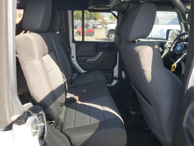 1J4HA3H16BL567498 - 2011 JEEP WRANGLER U SPORT أبيض صورة 19