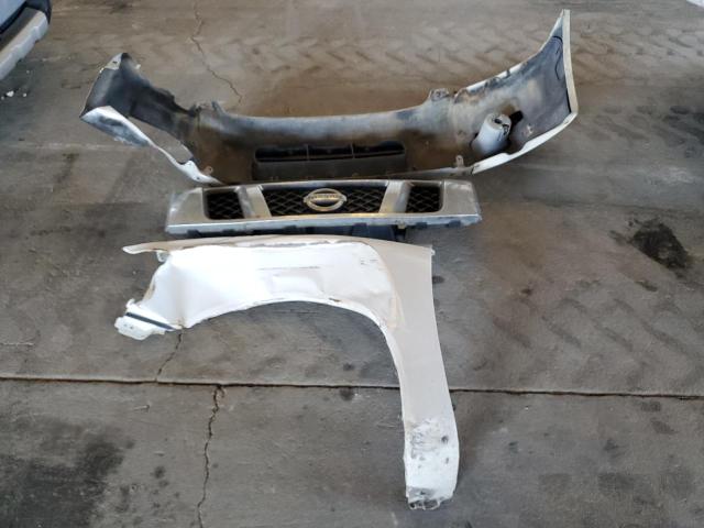 1N6AA0CC0AN315955 - 2010 NISSAN TITAN XE WHITE photo 12