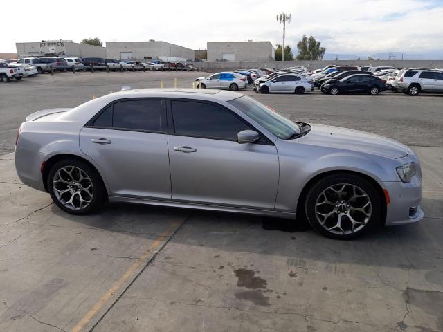 2C3CCABG9JH243585 - 2018 CHRYSLER 300 S SILVER photo 4