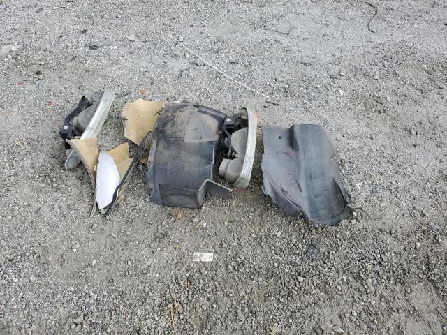 1G8ZK52702Z264191 - 2002 SATURN SL2 SILVER photo 12