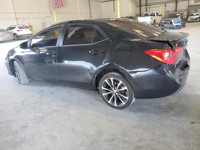5YFBURHE3JP742563 - 2018 TOYOTA COROLLA L BLACK photo 2