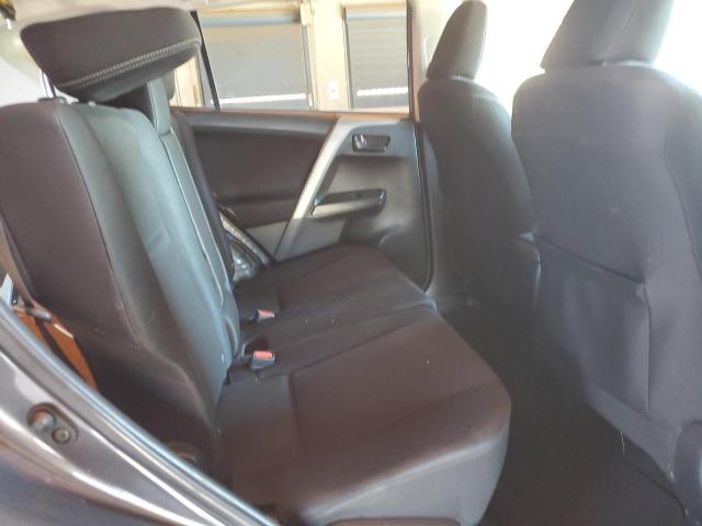 JTMZFREV0HJ709547 - 2017 TOYOTA RAV4 LE ნაცრისფერი ფოტო 10