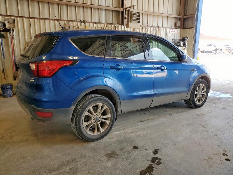 1FMCU0GD7KUA56048 - 2019 FORD ESCAPE SE BLUE photo 3
