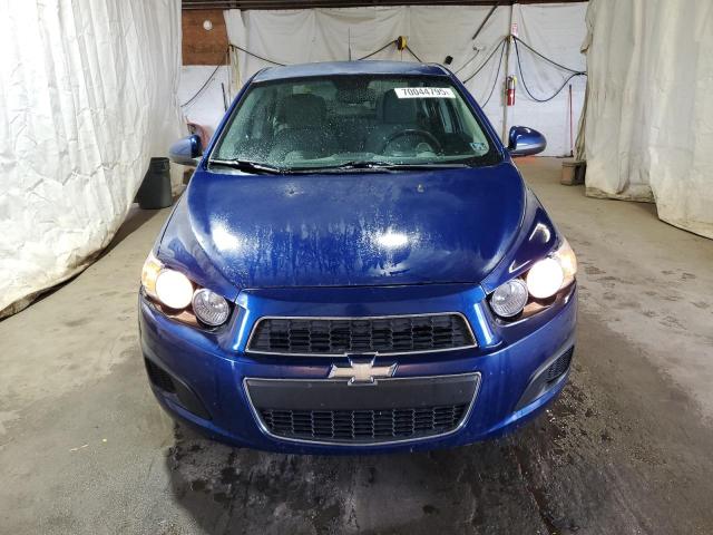 1G1JA5SG4D4146157 - 2013 CHEVROLET SONIC LS أزرق صورة 5