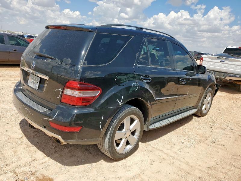 4JGBB56EX9A523953 - 2009 MERCEDES-BENZ ML 350 BLACK photo 3