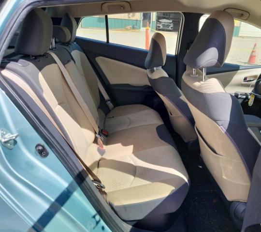 JTDKBRFU8J3058679 - 2018 TOYOTA PRIUS ლურჯი ფოტო 10