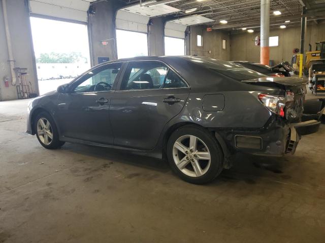 4T1BF1FK8CU509333 - 2012 TOYOTA CAMRY BASE GRAY photo 2