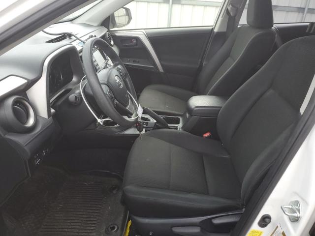 JTMBFREV4JD250125 - 2018 TOYOTA RAV4 LE 白色 照片 7