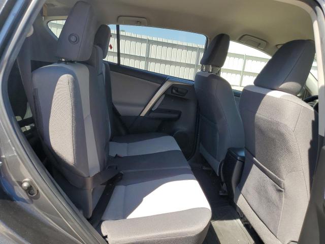 JTMBFREV2FD166067 - 2015 TOYOTA RAV4 LE GRAY photo 11