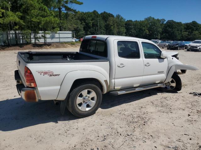 5TEJU62N97Z334526 - 2007 TOYOTA TACOMA DOUBLE CAB PRERUNNER WHITE photo 3