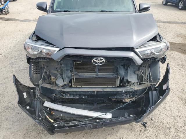 JTEZU5JR4H5156493 - 2017 TOYOTA 4RUNNER SR5 GRAY photo 12