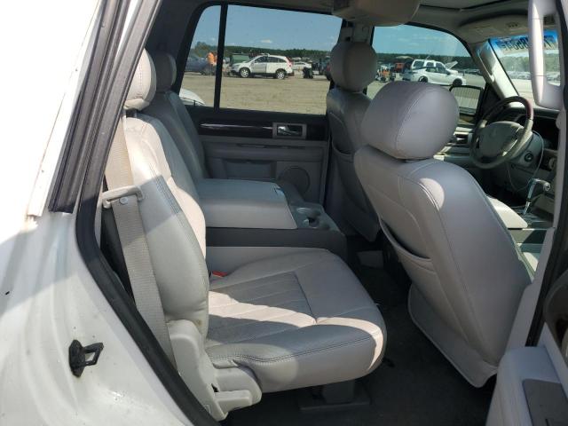 5LMFU28596LJ05811 - 2006 LINCOLN NAVIGATOR WHITE photo 10