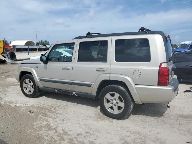 1J8HG48K18C110022 - 2008 JEEP COMMANDER SPORT BEIGE photo 2