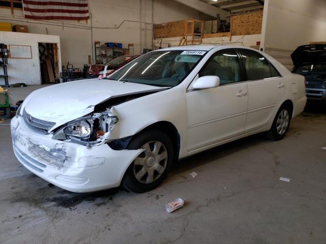 2002 TOYOTA CAMRY LE, 