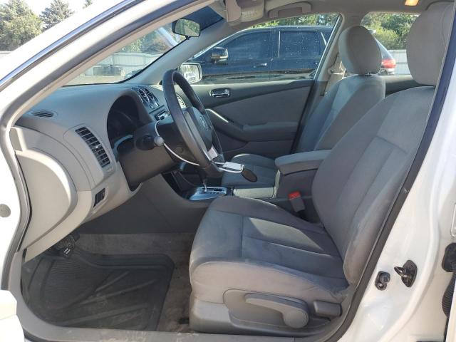 1N4AL2AP2AN470768 - 2010 NISSAN ALTIMA BASE WHITE photo 7