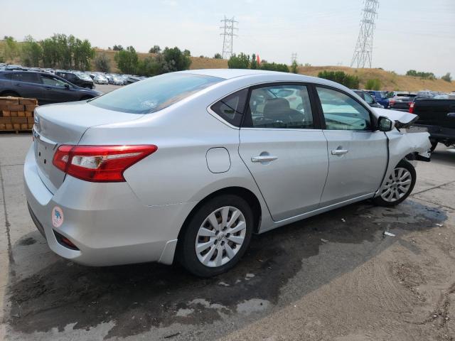 3N1AB7AP3JY214445 - 2018 NISSAN SENTRA S 银色 照片 3