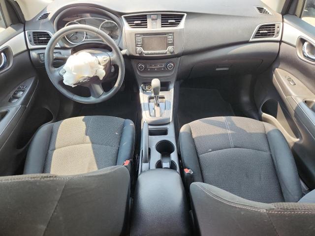 3N1AB7AP3JY214445 - 2018 NISSAN SENTRA S 银色 照片 8