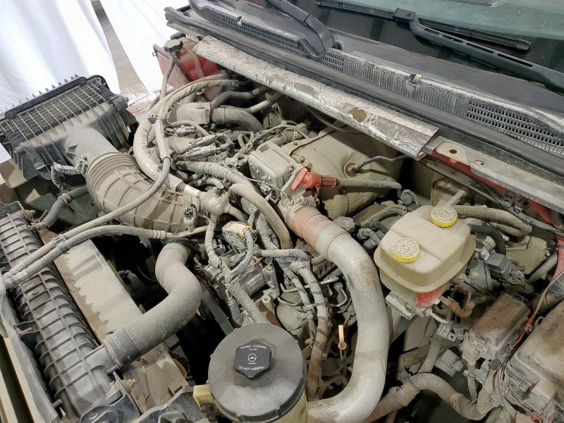 1HTKHPVM5KH320332 - 2019 CHEVROLET SILVERADO MEDIUM DUTY WHITE photo 11