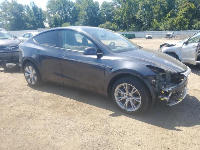 7SAYGDEE2RA228641 - 2024 TESLA MODEL Y ნაცრისფერი ფოტო 4