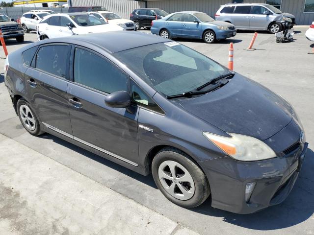 JTDKN3DUXD5586143 - 2013 TOYOTA PRIUS 灰色 照片 4