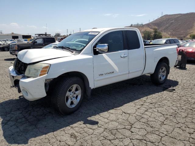 2005 NISSAN TITAN XE, 