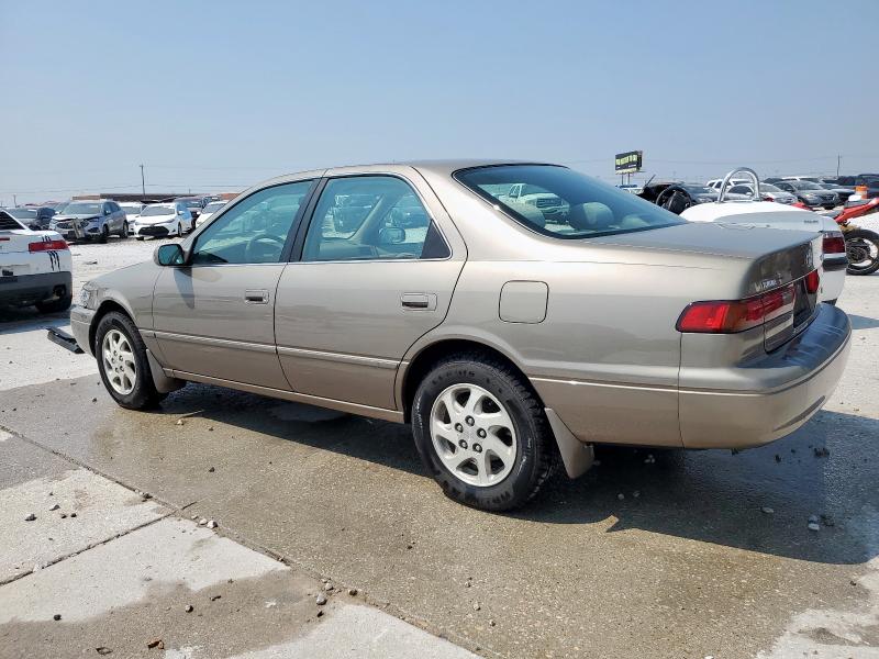 JT2BF22K5X0201686 - 1999 TOYOTA CAMRY LE TAN photo 2