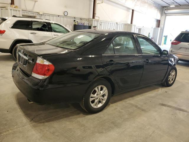 4T1BE32K75U023863 - 2005 TOYOTA CAMRY LE BLACK photo 3