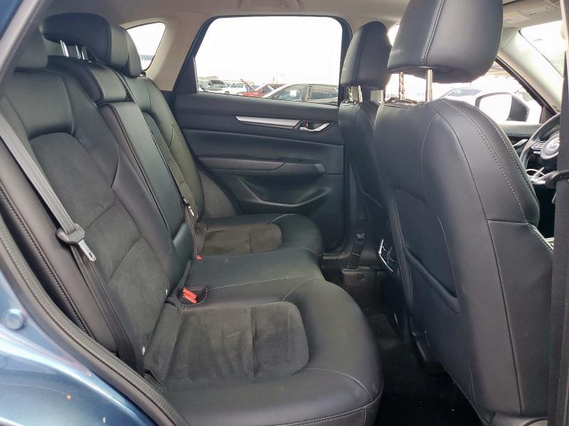JM3KFACM1J1390895 - 2018 MAZDA CX-5 TOURING Azul foto 11