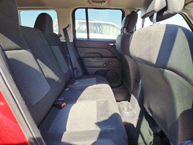 1C4NJPBB5CD687631 - 2012 JEEP PATRIOT SPORT RED photo 10