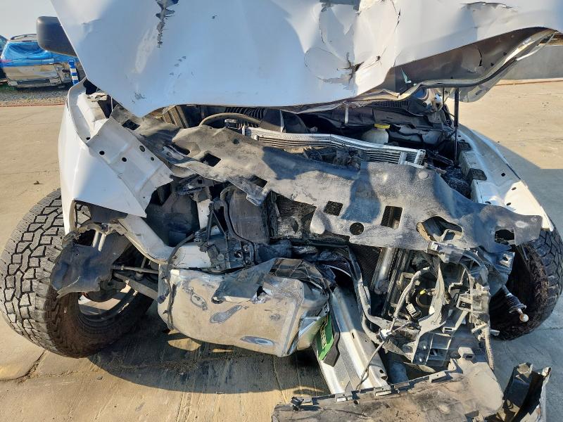 1C6RR6FT3KS681349 - 2019 RAM 1500 CLASS TRADESMAN Weiß Foto 11