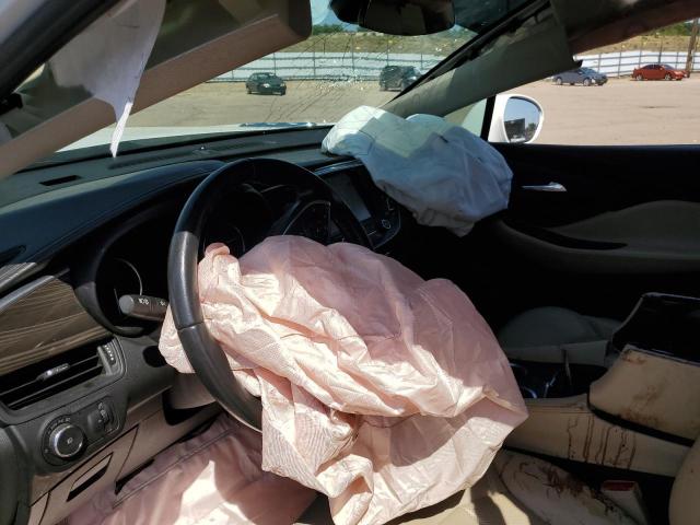 LRBFX3SX2LD114370 - 2020 BUICK ENVISION PREMIUM WHITE photo 8