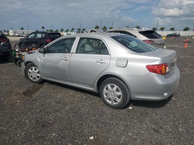 1NXBU40E09Z149574 - 2009 TOYOTA COROLLA BASE Silber Foto 2