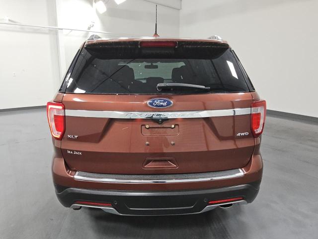 1FM5K8D85JGA57054 - 2018 FORD EXPLORER XLT 棕色 照片 6