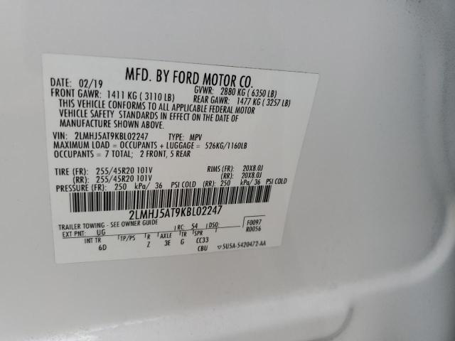 2LMHJ5AT9KBL02247 - 2019 LINCOLN MKT WHITE photo 13