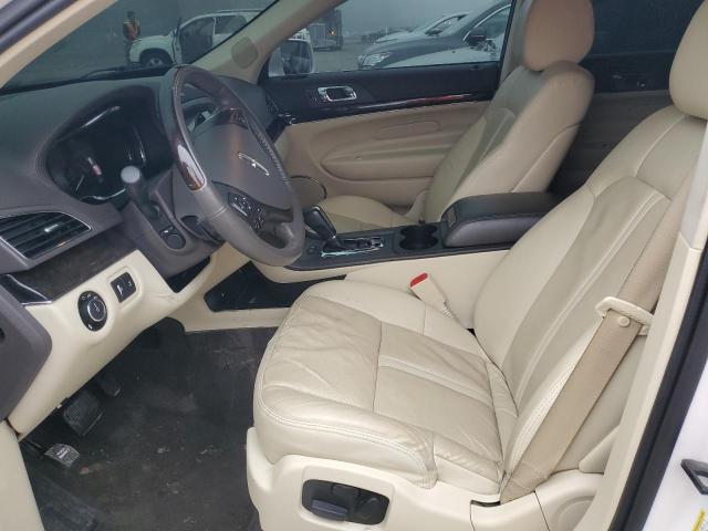 2LMHJ5AT9KBL02247 - 2019 LINCOLN MKT WHITE photo 7