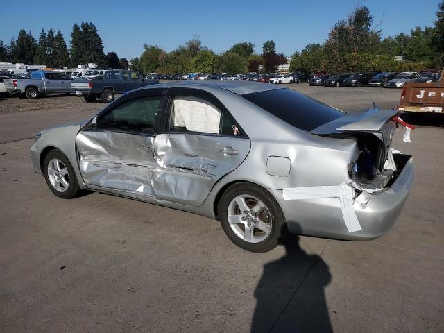 4T1BA30K84U026445 - 2004 TOYOTA CAMRY SE SILVER photo 2