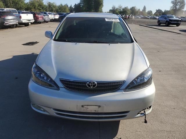 4T1BA30K84U026445 - 2004 TOYOTA CAMRY SE SILVER photo 5