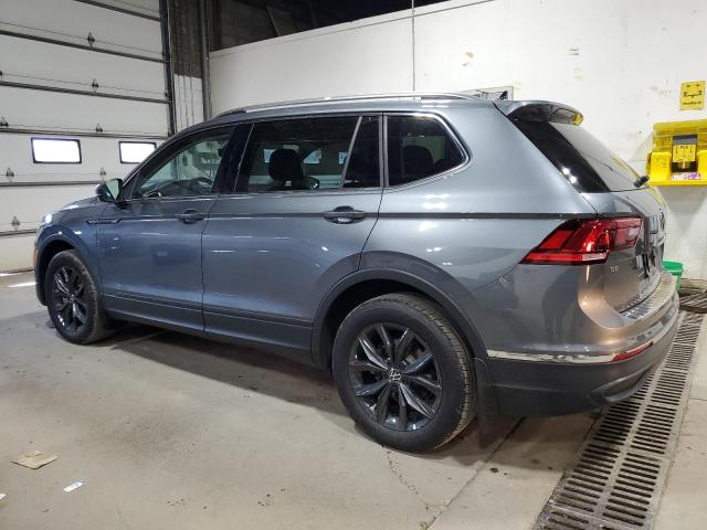 3VVMB7AX2RM043914 - 2024 VOLKSWAGEN TIGUAN SE Grau Foto 2
