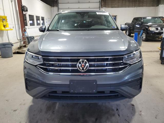 3VVMB7AX2RM043914 - 2024 VOLKSWAGEN TIGUAN SE Grau Foto 5