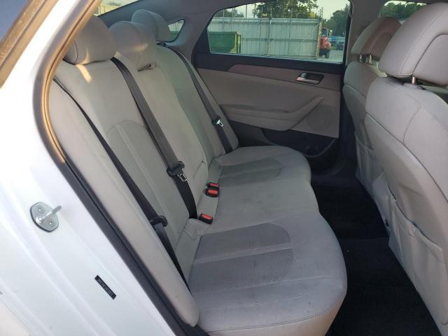 5NPE24AF7GH330872 - 2016 HYUNDAI SONATA SE WHITE photo 10