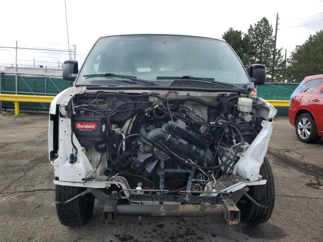 1GCZGGFG9G1212609 - 2016 CHEVROLET EXPRESS G3 WHITE photo 5