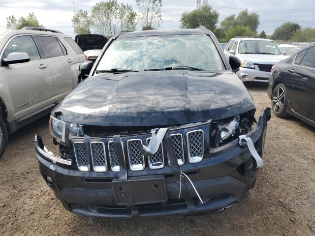 1C4NJDEB9FD189396 - 2015 JEEP COMPASS LATITUDE BLACK photo 5