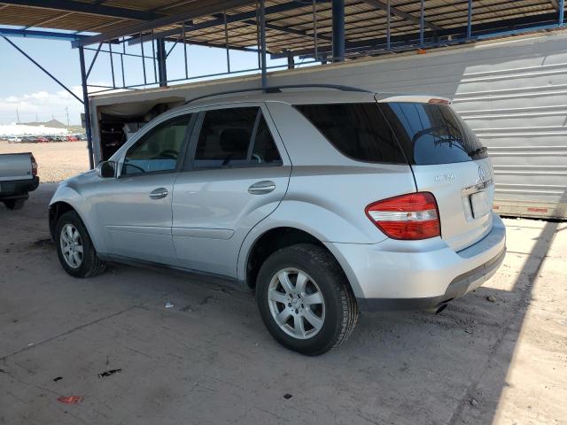 4JGBB86E16A076748 - 2006 MERCEDES-BENZ ML 350 GRAY photo 2